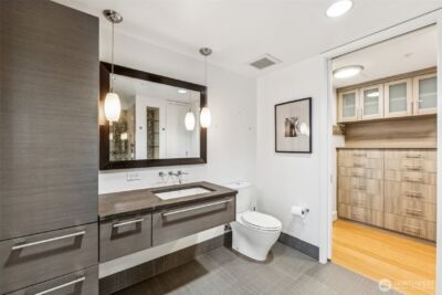 820 Blanchard Street #1507, Seattle, WA 98121-2656 - Photo 19