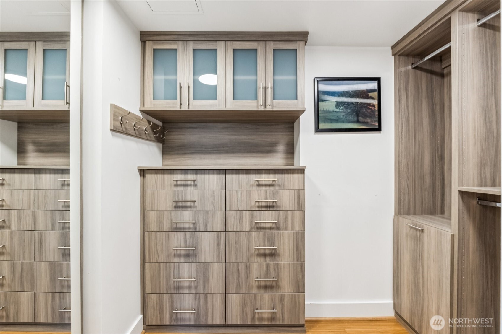 820 Blanchard Street #1507, Seattle, WA 98121-2656