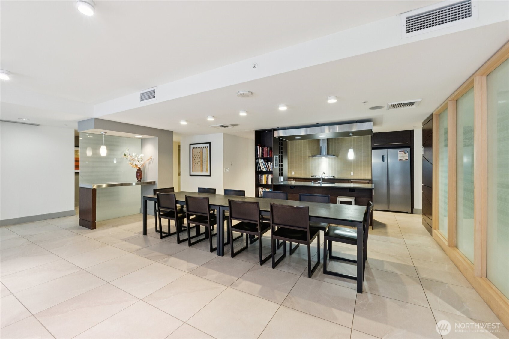 820 Blanchard Street #1507, Seattle, WA 98121-2656