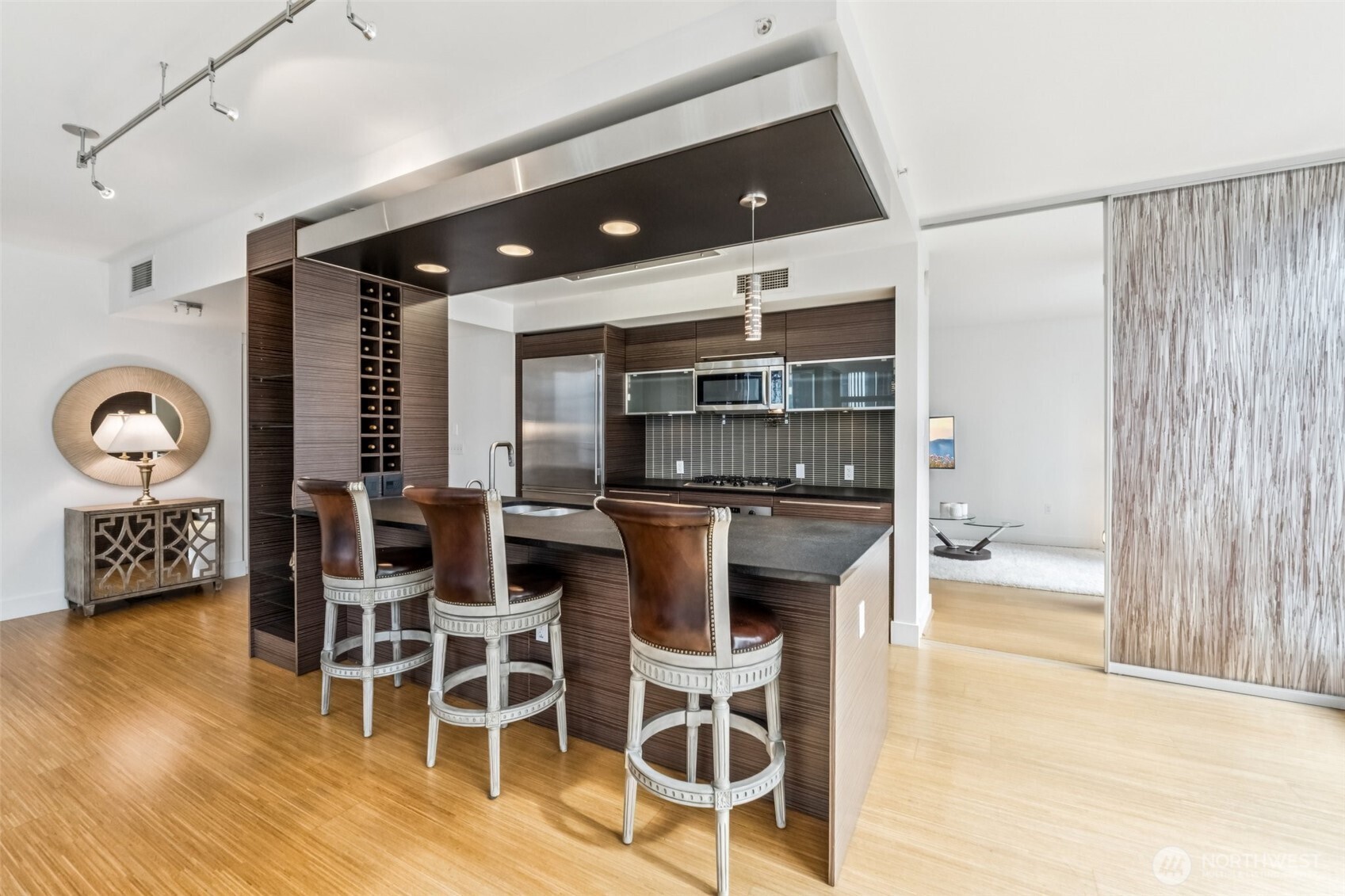 820 Blanchard Street #1507, Seattle, WA 98121-2656