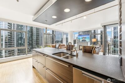 820 Blanchard Street #1507, Seattle, WA 98121-2656 - Photo 10