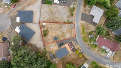 733 Wood Duck Avenue SE, Ocean Shores, WA 98569 - Photo 1