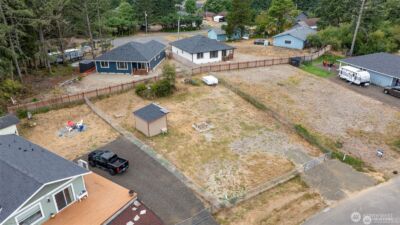 733 Wood Duck Avenue SE, Ocean Shores, WA 98569 - Photo 11