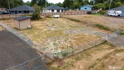 733 Wood Duck Avenue SE, Ocean Shores, WA 98569 - Photo 3