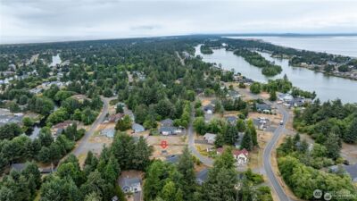 733 Wood Duck Avenue SE, Ocean Shores, WA 98569 - Photo 4