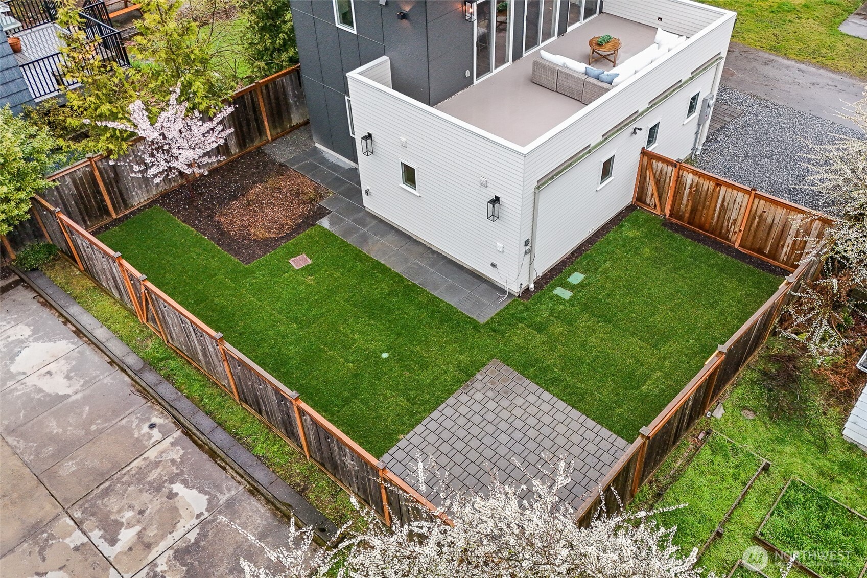 11242 Evanston Avenue N #B, Seattle, WA 98133