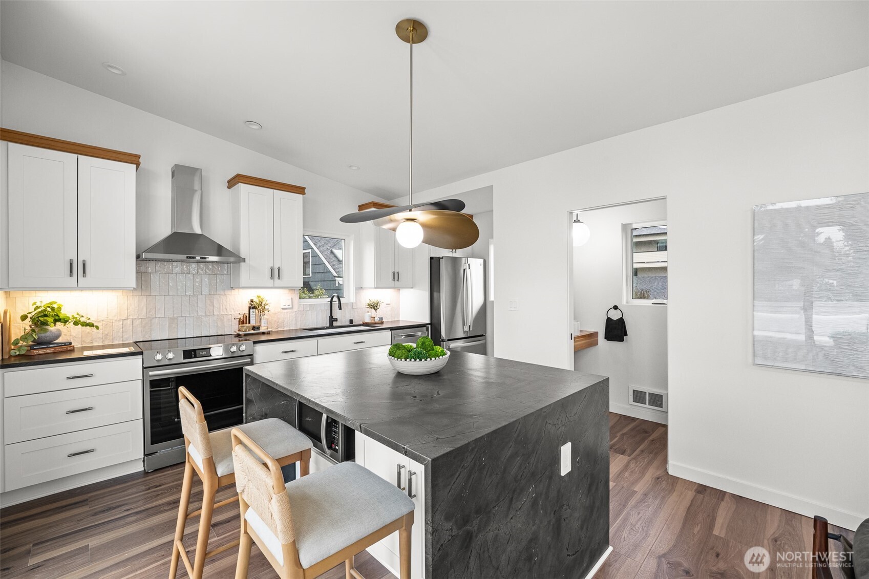 11242 Evanston Avenue N #B, Seattle, WA 98133