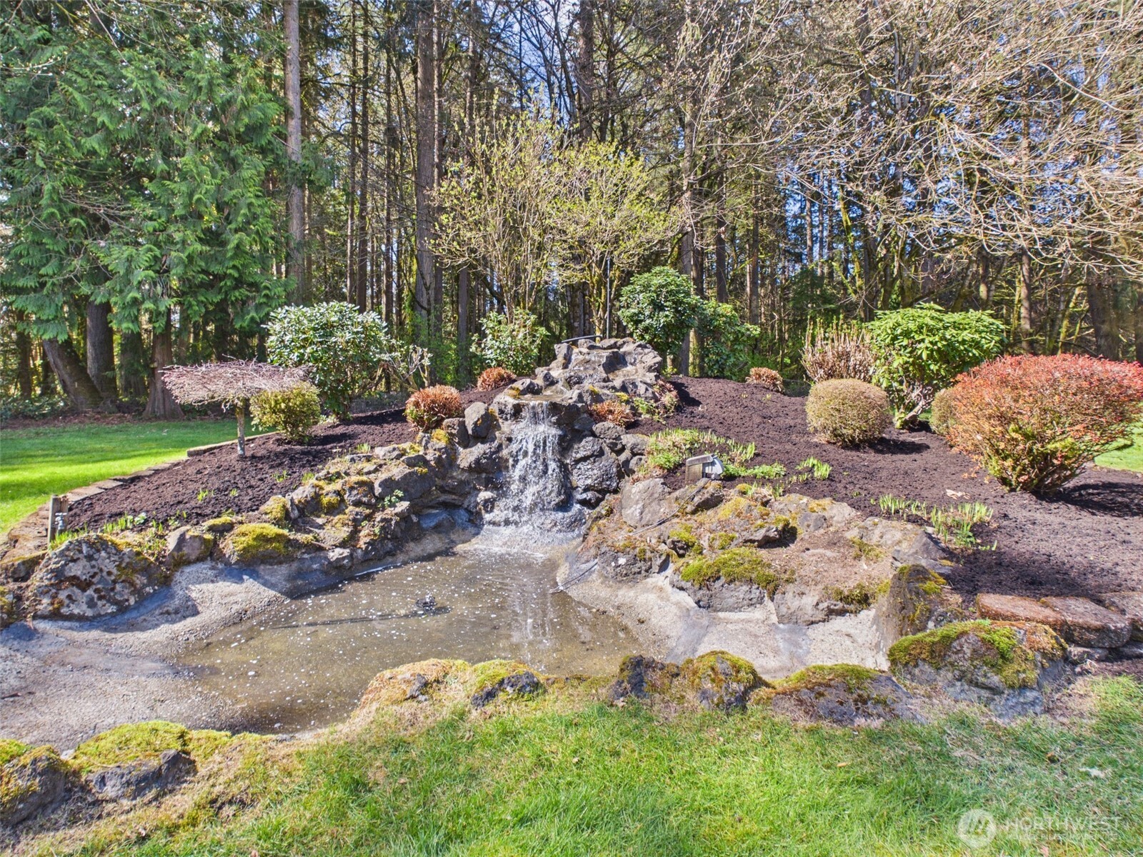 3211 70th Avenue SW, Olympia, WA 98512