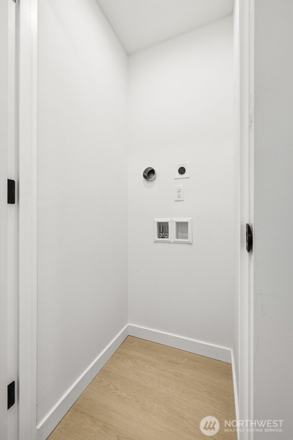 24212 SE 223rd Street , Maple Valley, WA 98038