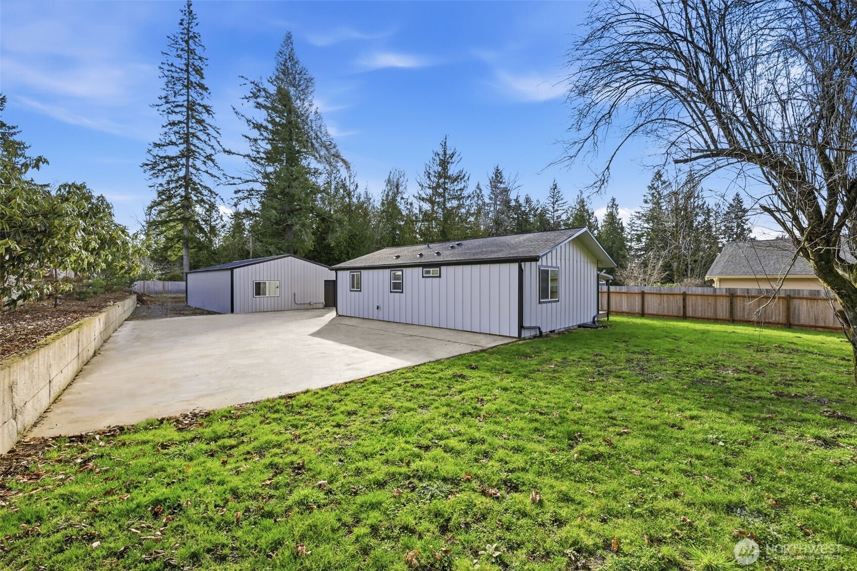 24212 SE 223rd Street , Maple Valley, WA 98038