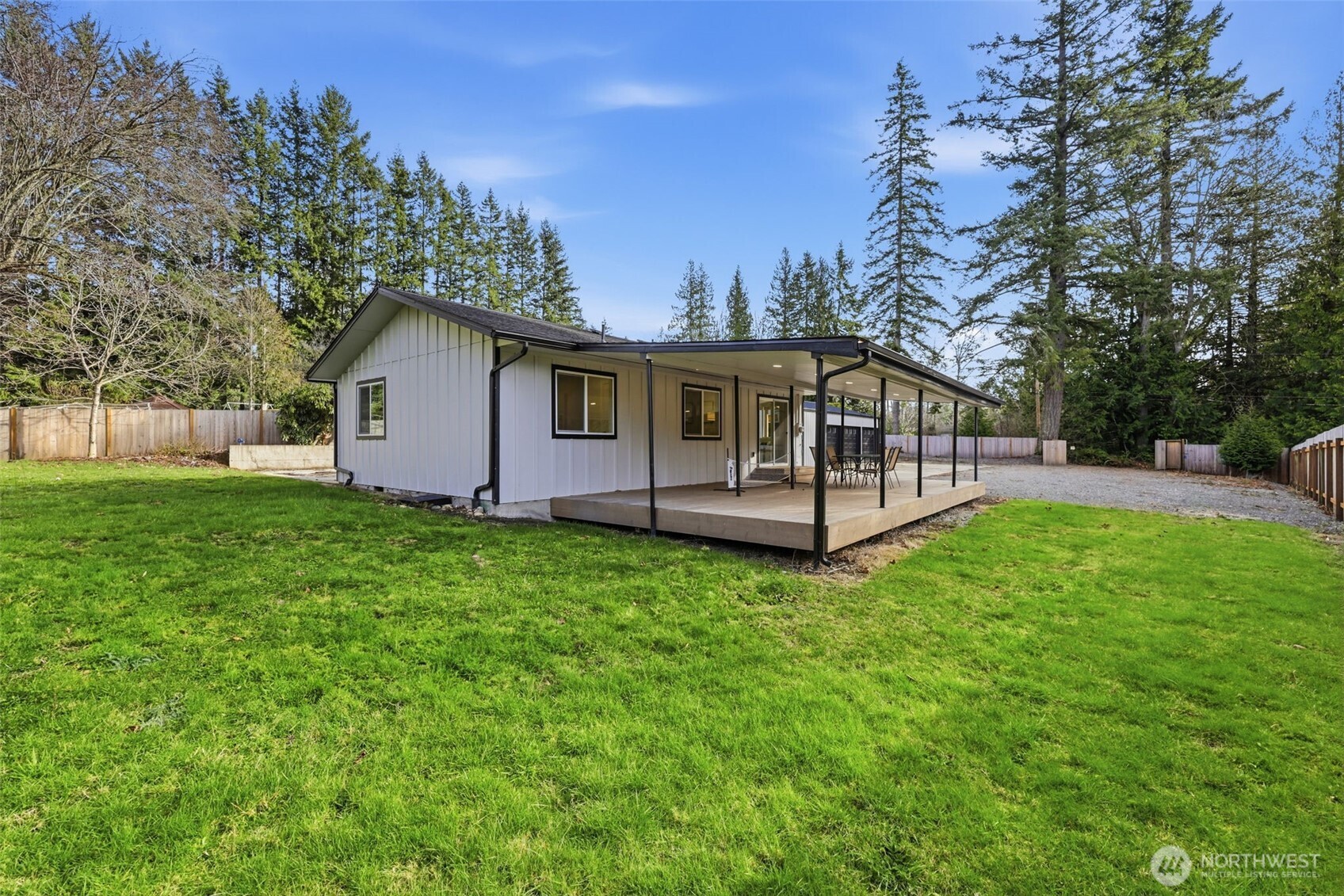 24212 SE 223rd Street , Maple Valley, WA 98038