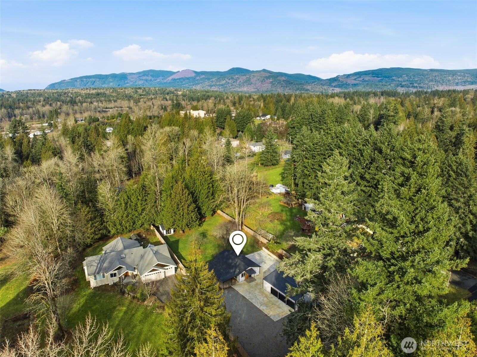 24212 SE 223rd Street , Maple Valley, WA 98038