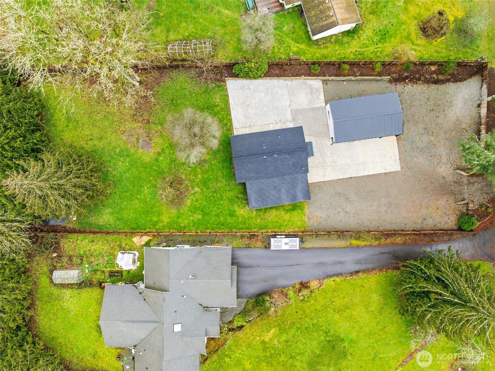 24212 SE 223rd Street , Maple Valley, WA 98038