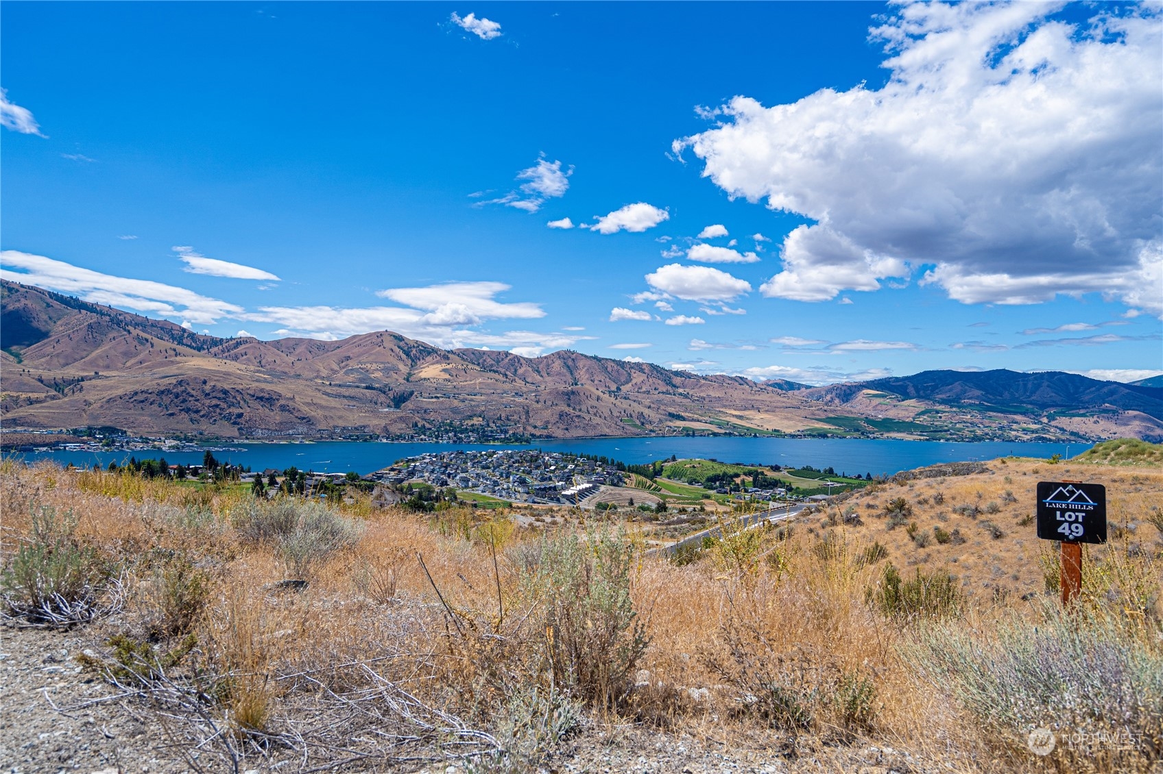 901 Long Drive , Chelan, WA 98816