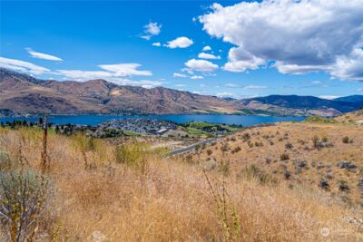 901 Long Drive , Chelan, WA 98816 - Photo 5