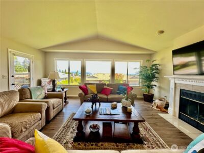 1919 Creekside Place , Anacortes, WA 98221 - Photo 9