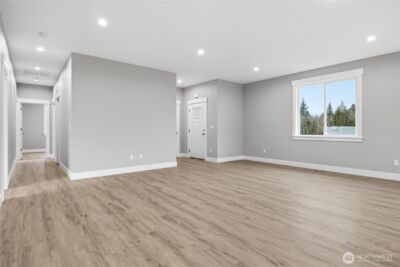 6473 Watson Loop , Maple Falls, WA 98266 - Photo 2