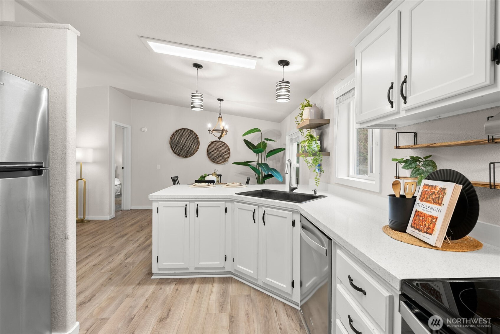 5678 SE Burley Olalla Road , Olalla, WA 98359