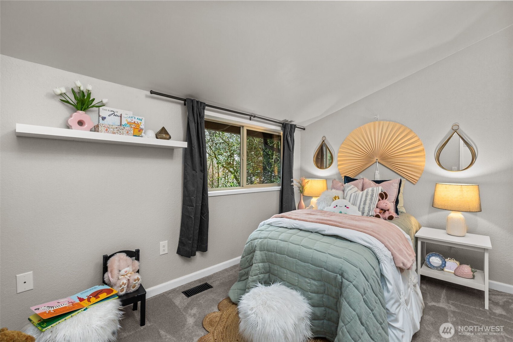 132 NW 143rd Street , Seattle, WA 98177