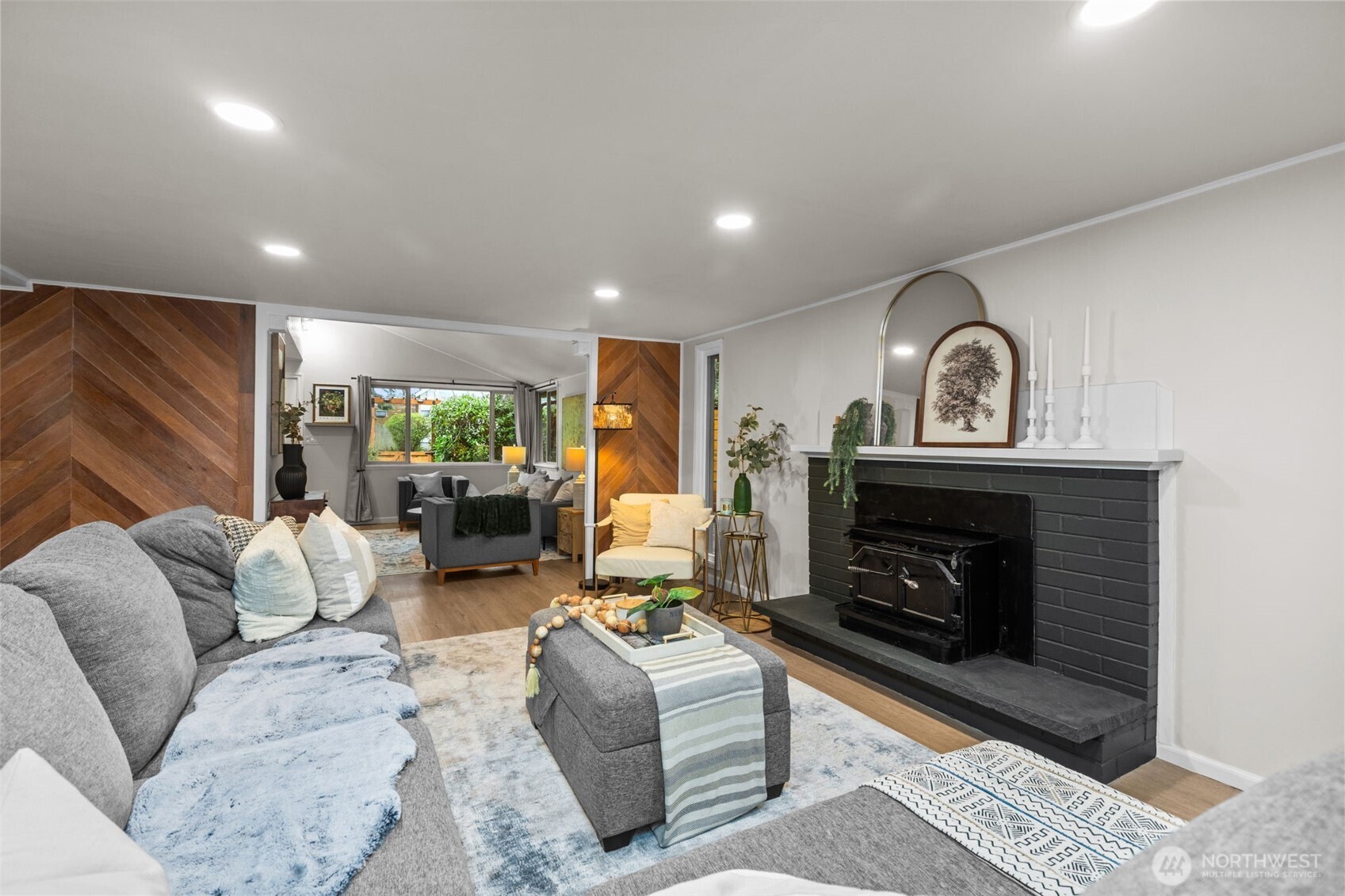 132 NW 143rd Street , Seattle, WA 98177