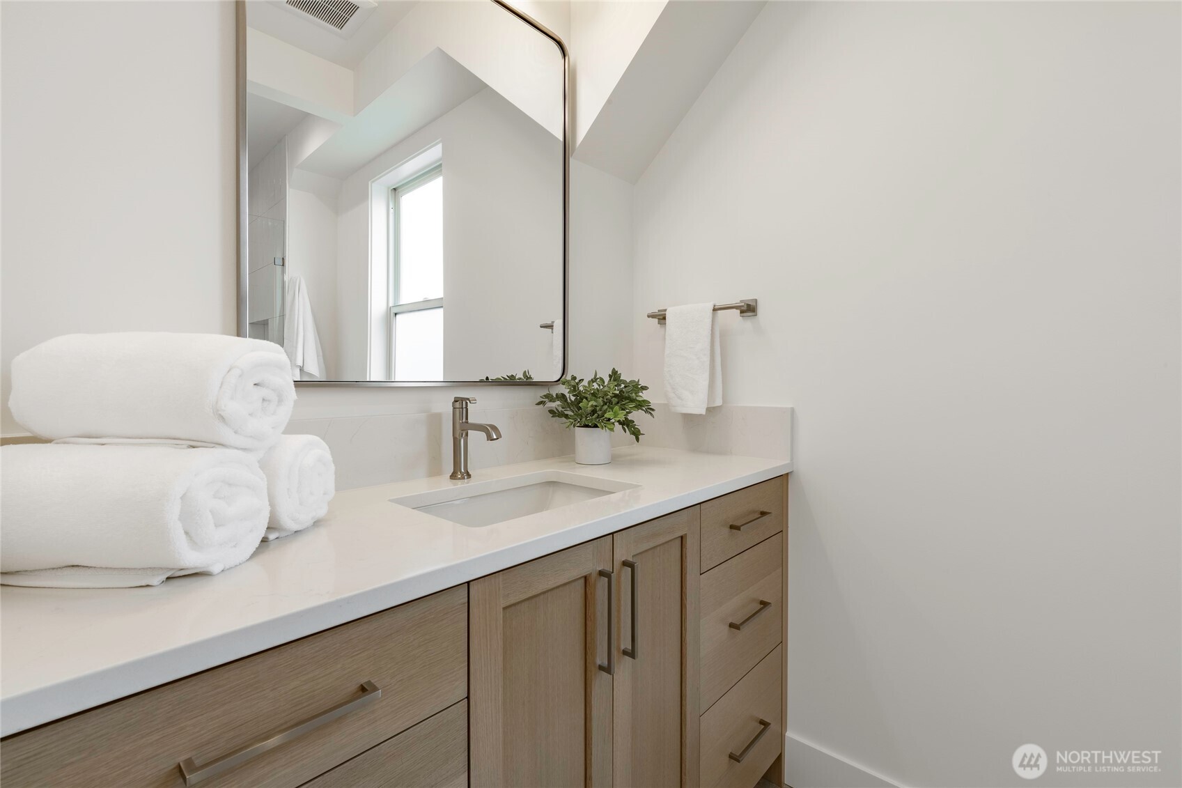 1553 Mitchell Avenue #3, Blaine, WA 98230