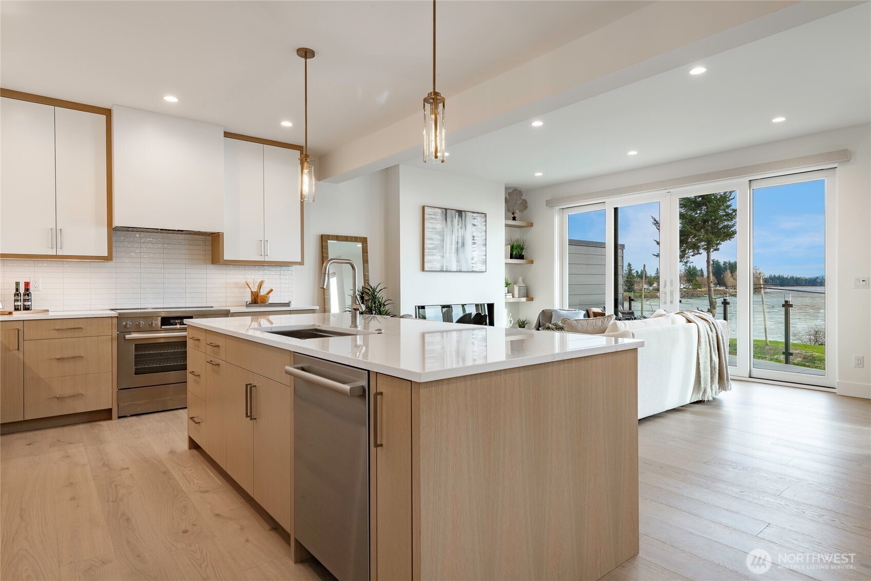 1557 Mitchell Avenue #2, Blaine, WA 98230