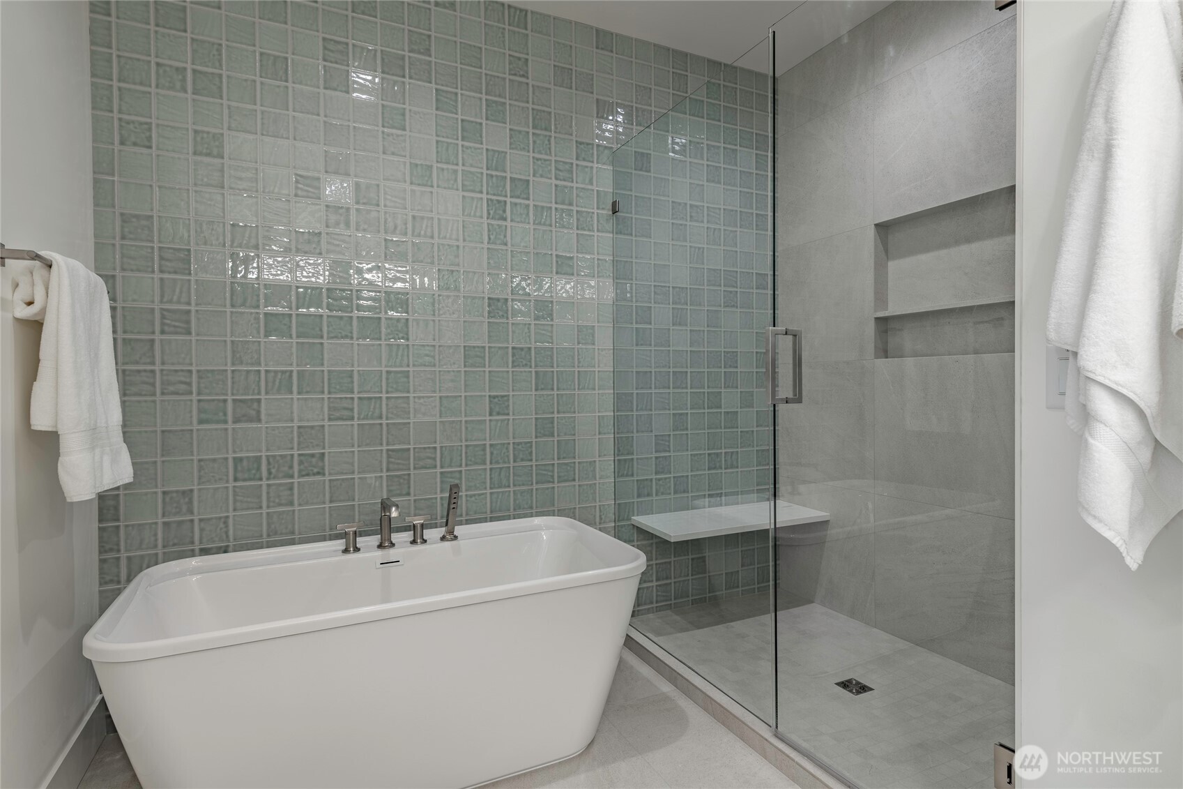 1557 Mitchell Avenue #2, Blaine, WA 98230