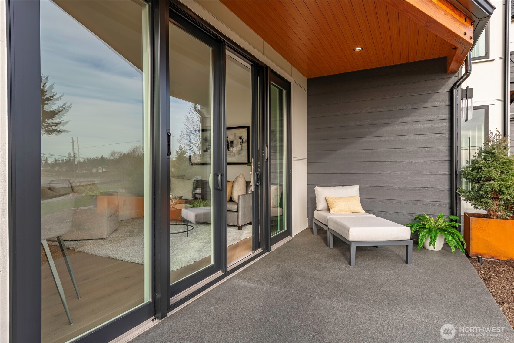 1557 Mitchell Avenue #2, Blaine, WA 98230