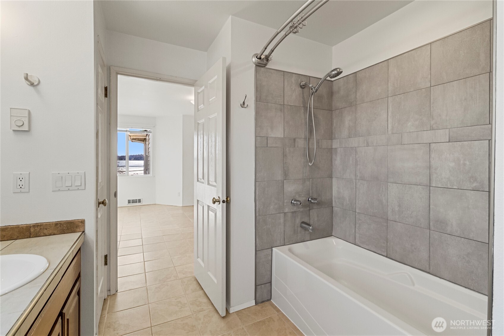 1510 Peace Portal Drive #C2, Blaine, WA 98230