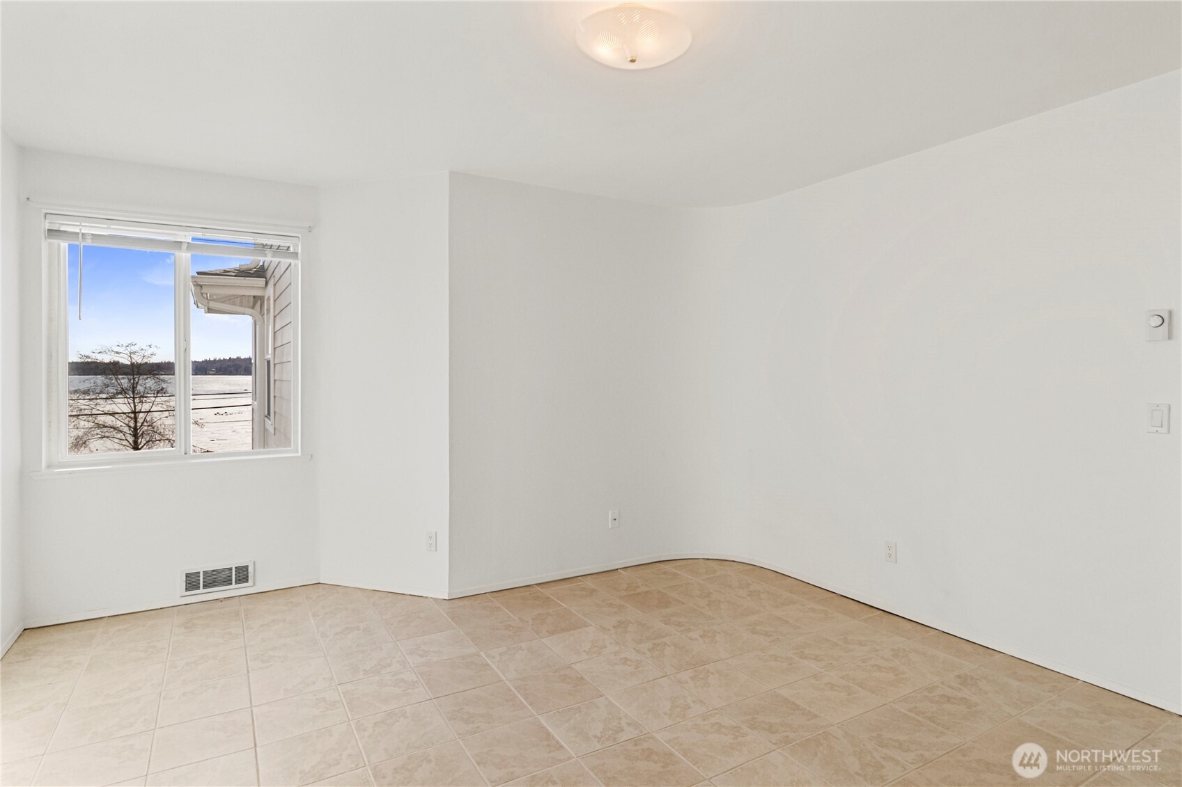 1510 Peace Portal Drive #C2, Blaine, WA 98230