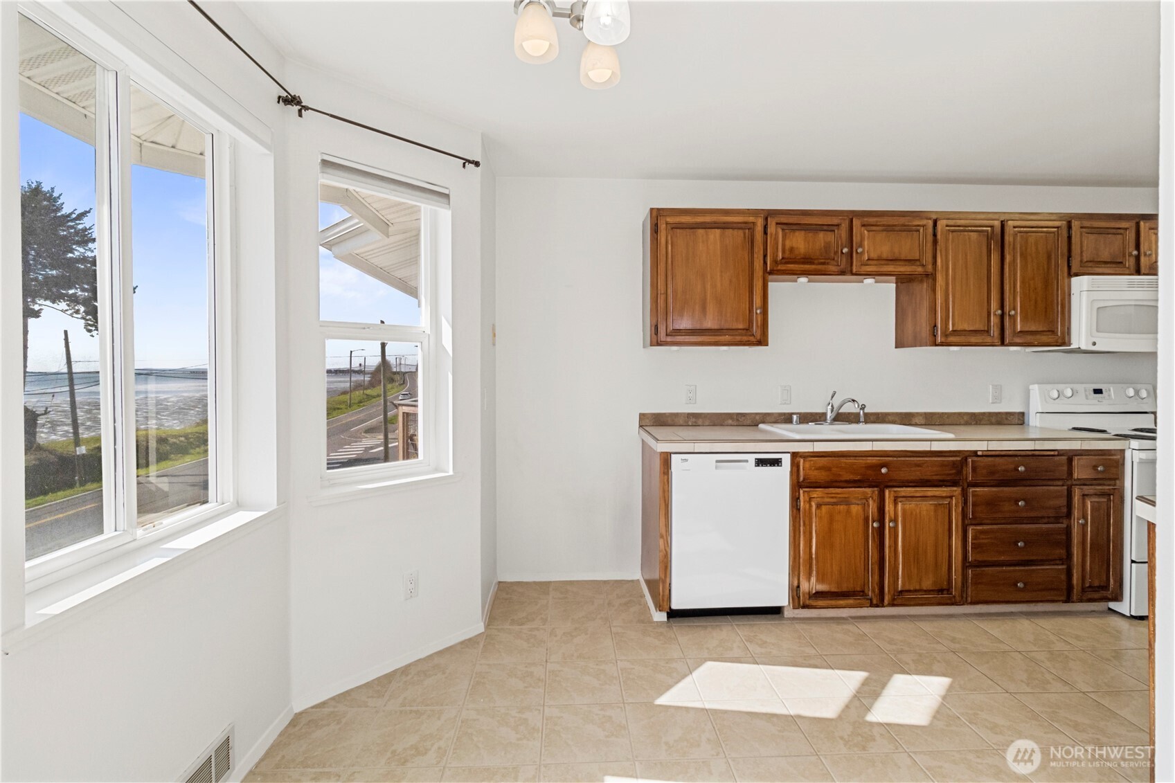 1510 Peace Portal Drive #C2, Blaine, WA 98230