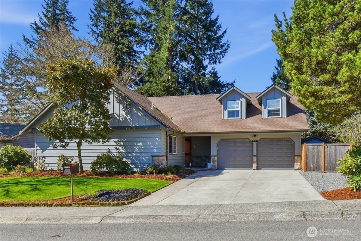 17035 136th Place SE, Renton, WA 98058
