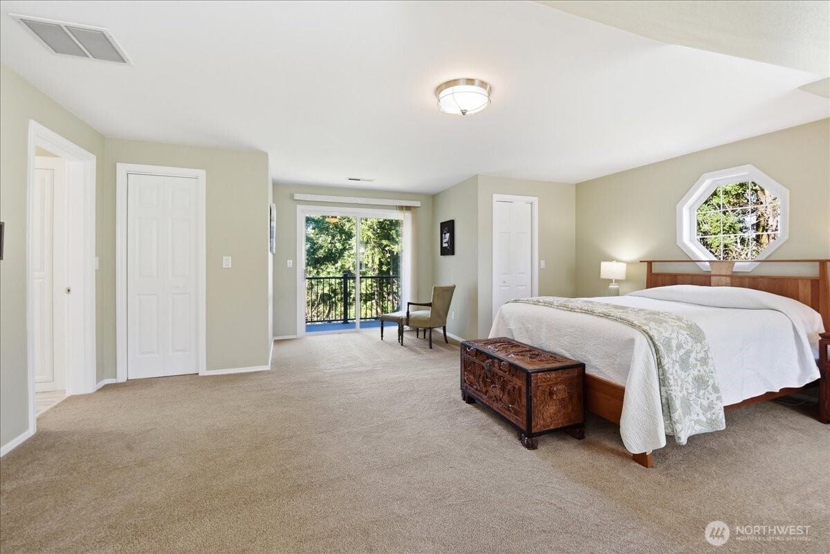 17035 136th Place SE, Renton, WA 98058