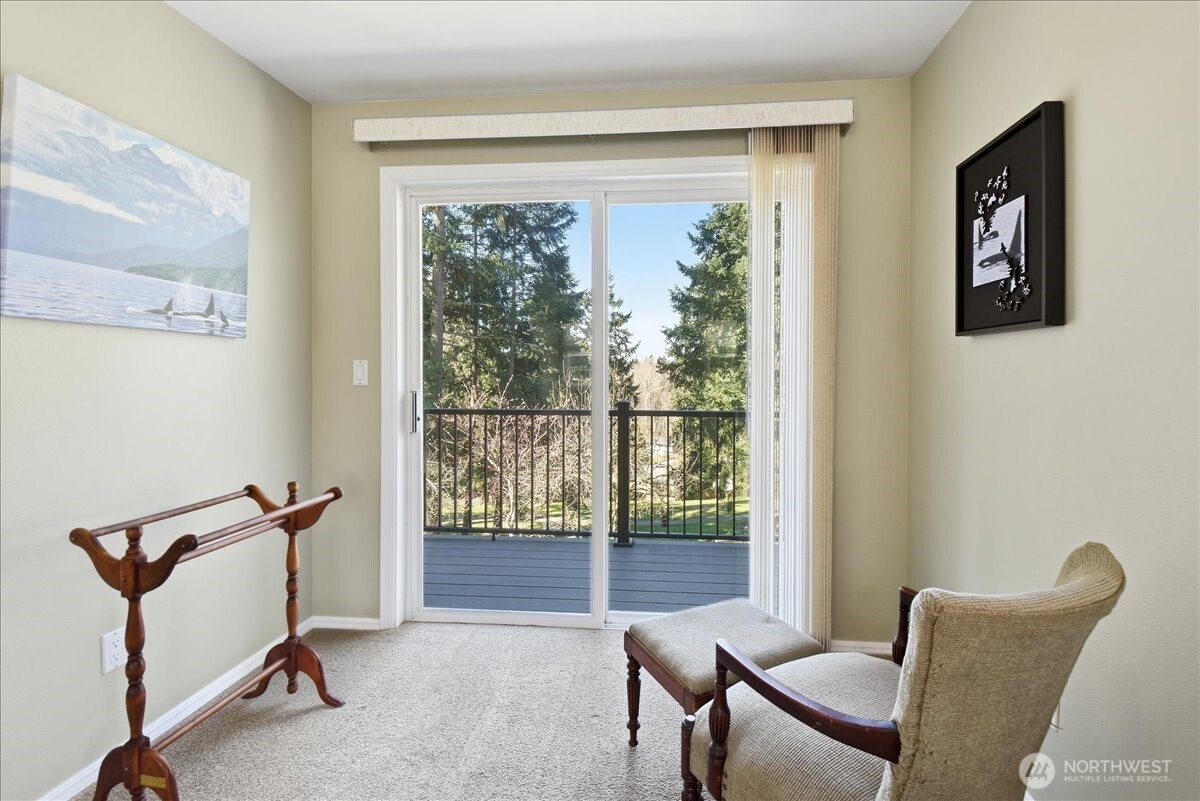 17035 136th Place SE, Renton, WA 98058