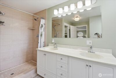 17035 136th Place SE, Renton, WA 98058 - Photo 17