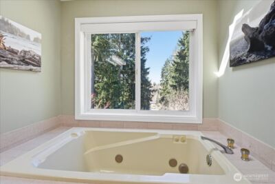 17035 136th Place SE, Renton, WA 98058 - Photo 18