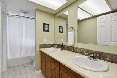 17035 136th Place SE, Renton, WA 98058 - Photo 28