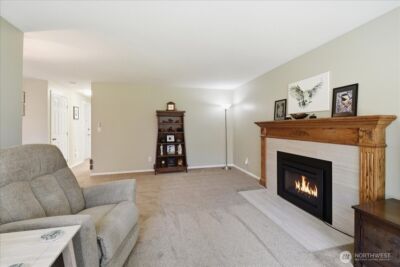 17035 136th Place SE, Renton, WA 98058 - Photo 4