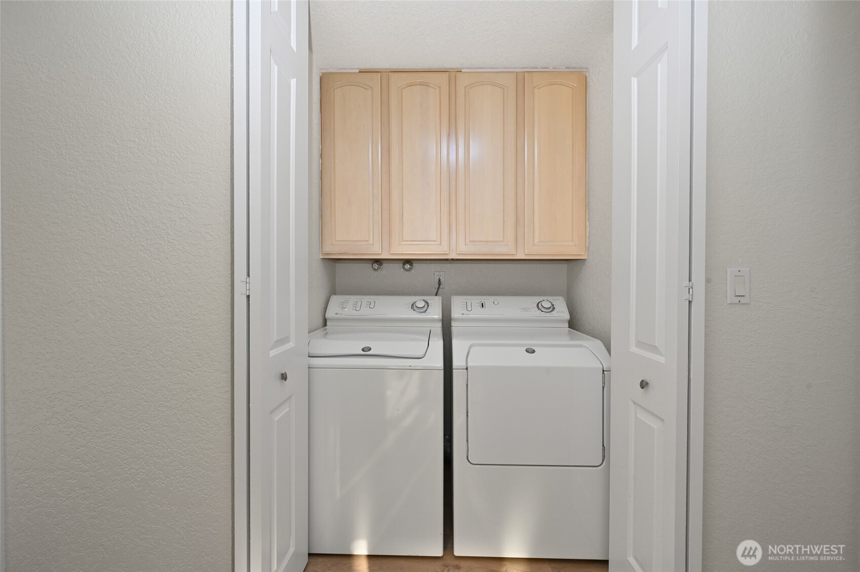 2100 3rd Avenue #1502, Seattle, WA 98121-2355