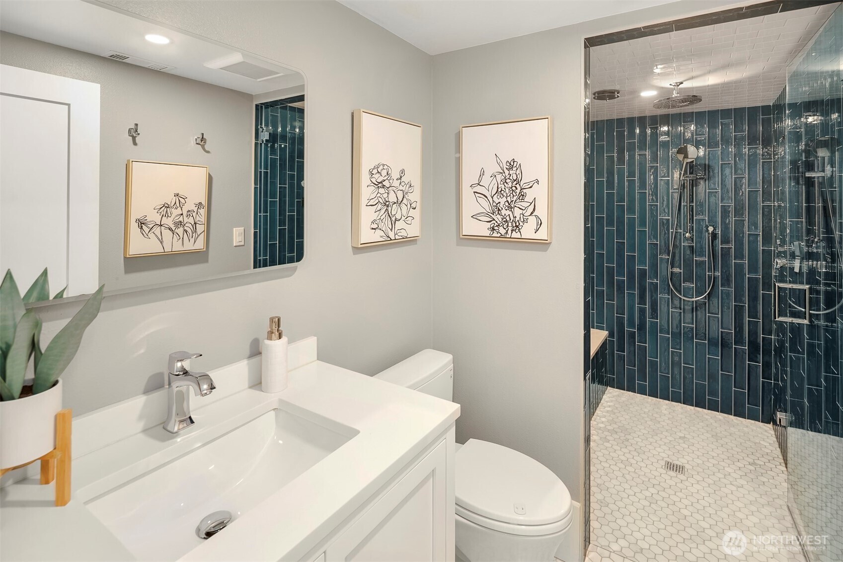 8016 17th Avenue NE, Seattle, WA 98115