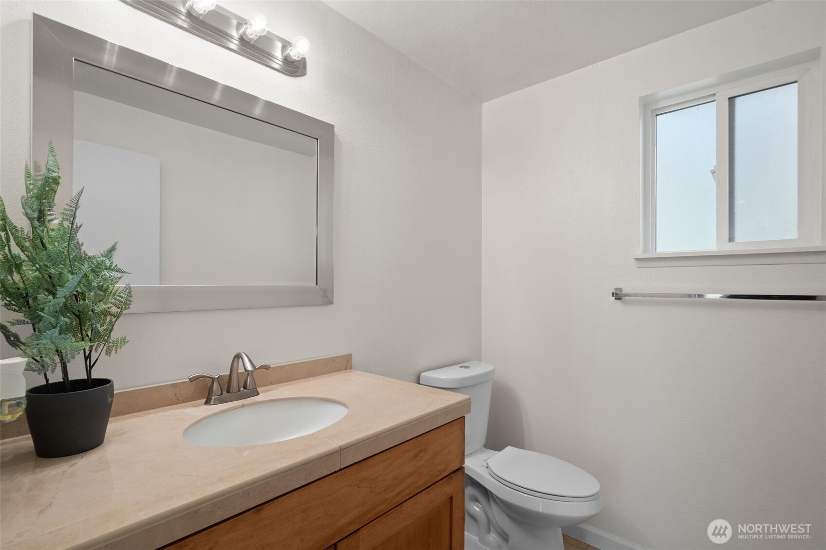 1325 NW Slate Lane #106, Silverdale, WA 98383