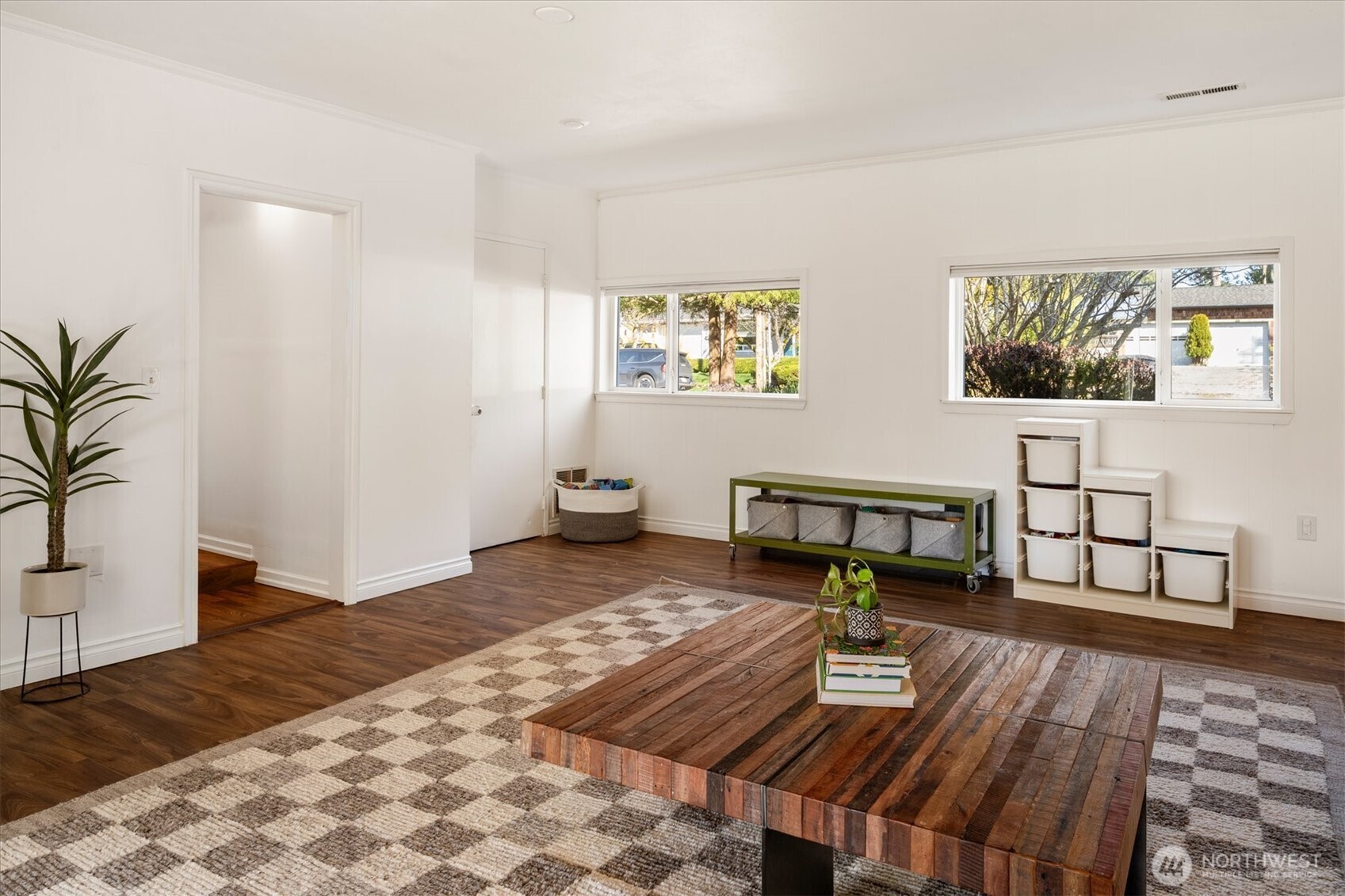 15919 19th Avenue SW, Burien, WA 98166-2709