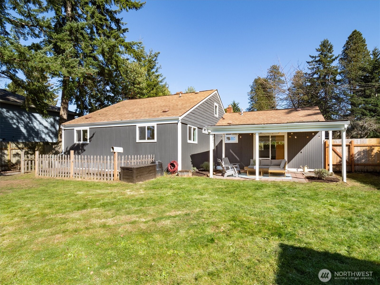 15919 19th Avenue SW, Burien, WA 98166-2709