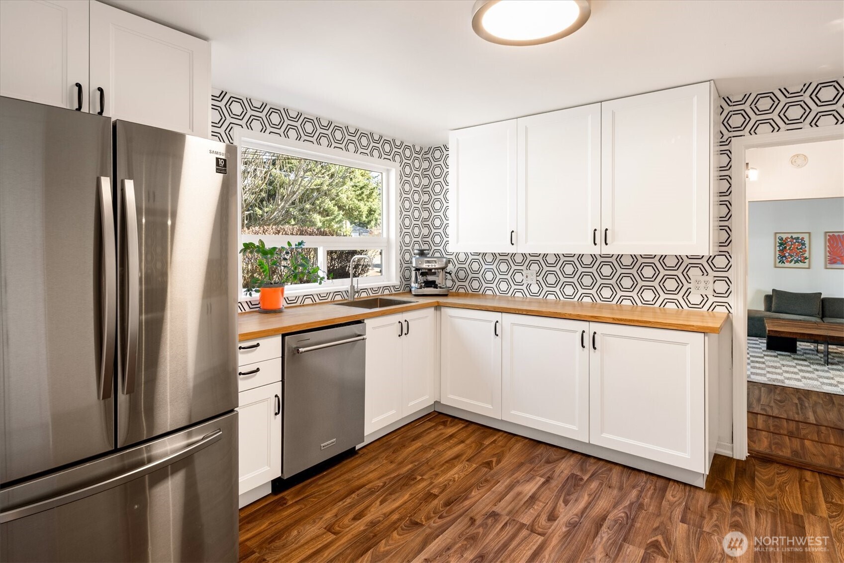 15919 19th Avenue SW, Burien, WA 98166-2709