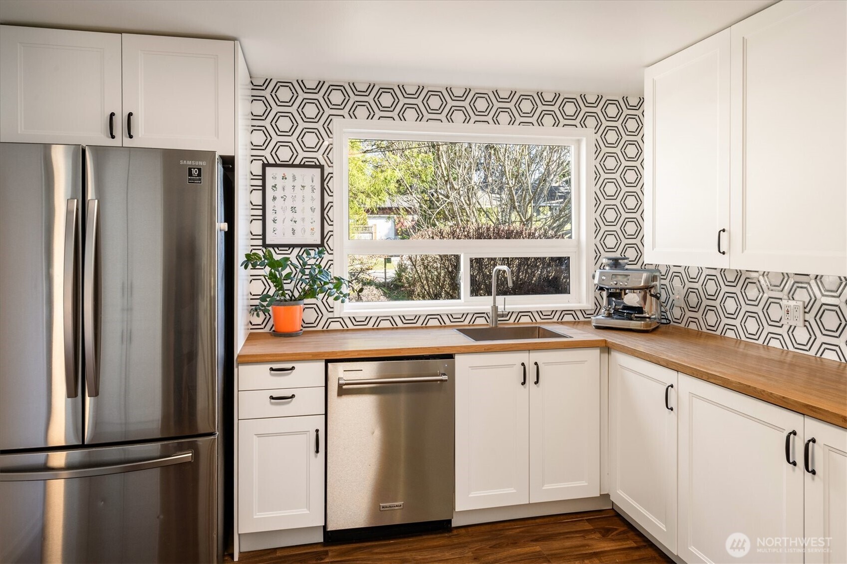 15919 19th Avenue SW, Burien, WA 98166-2709