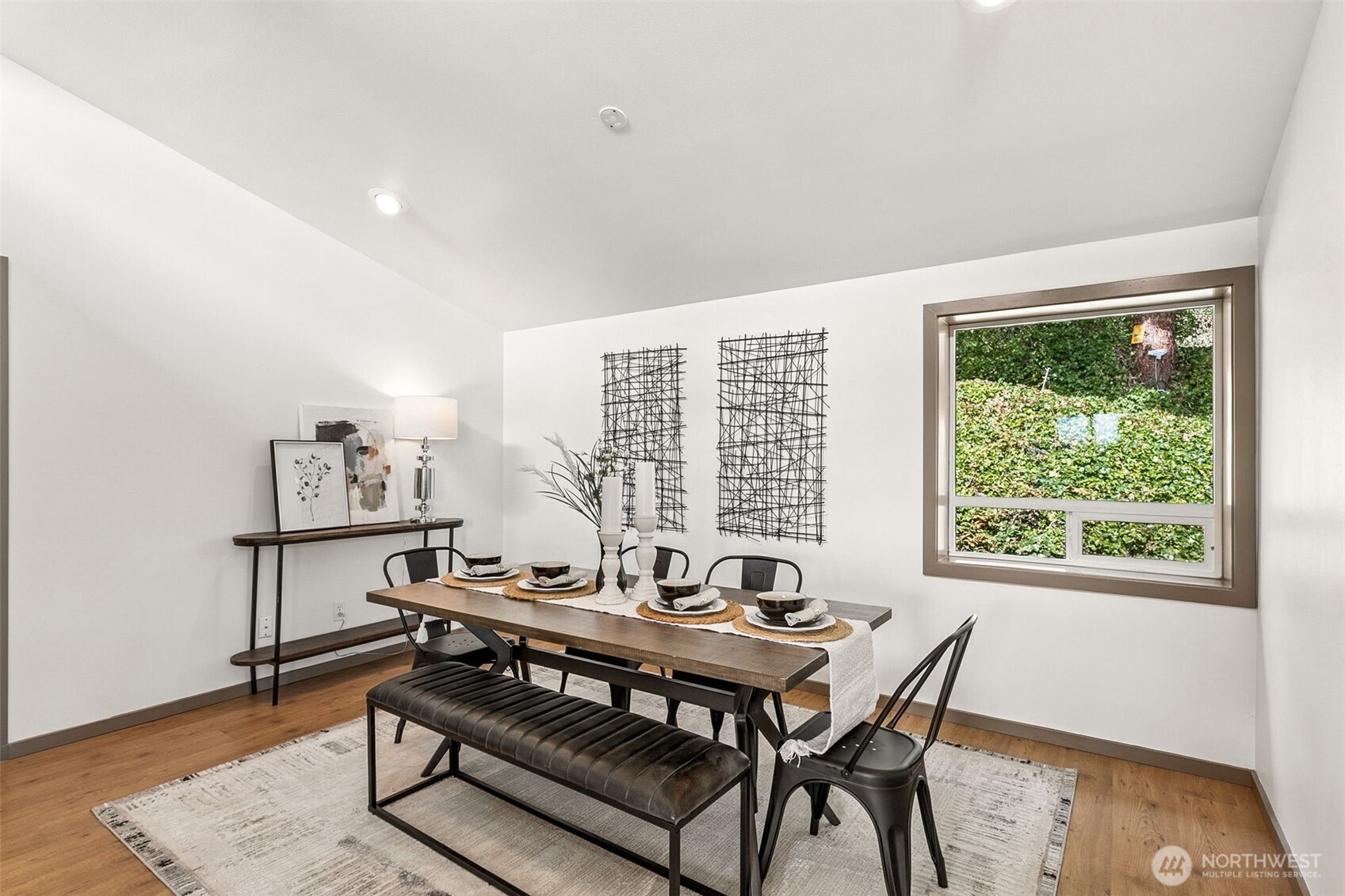 17220 Sylvester Road SW, Normandy Park, WA 98166