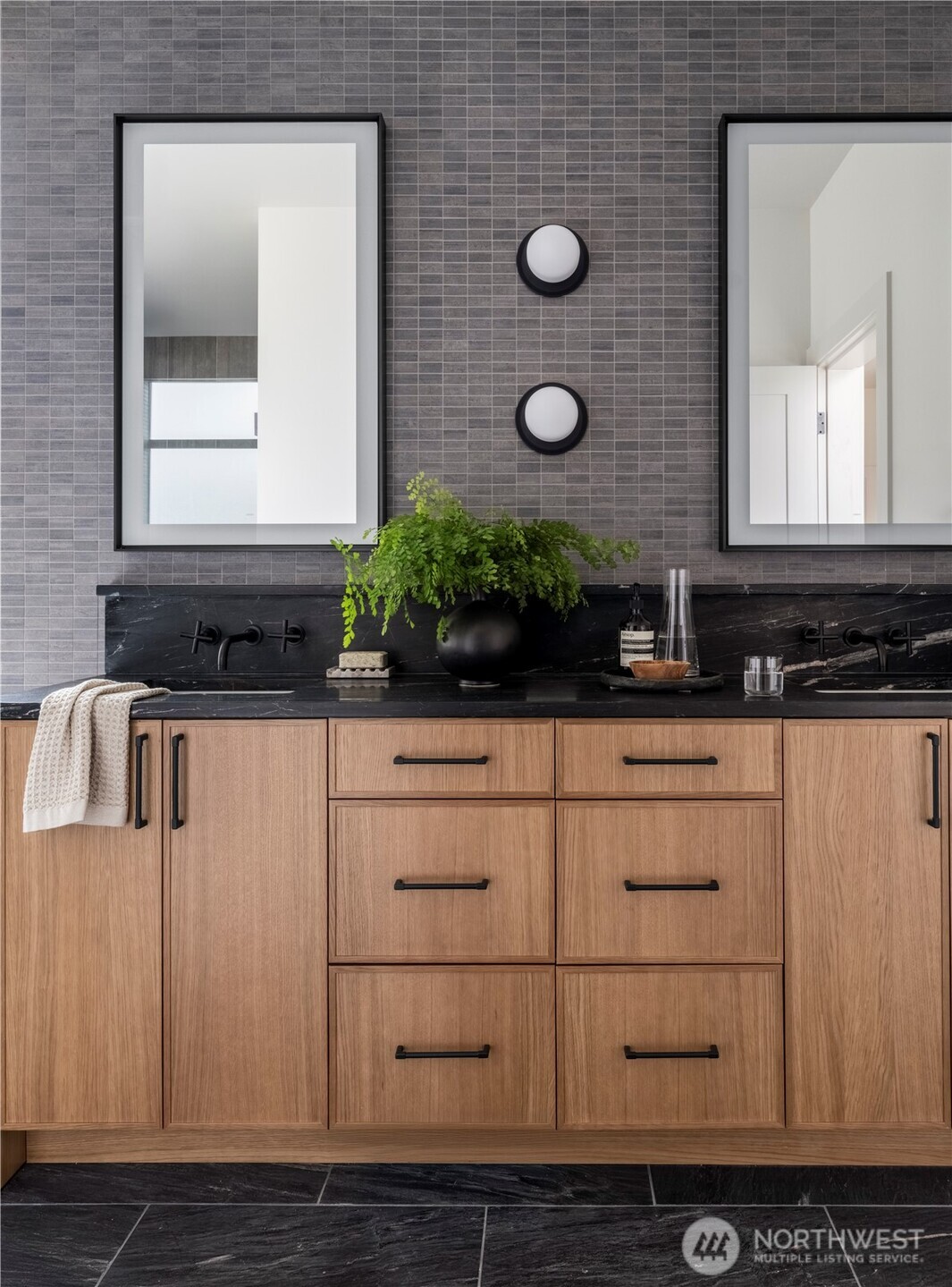 14357 NE 148th Place #3A, Woodinville, WA 98072