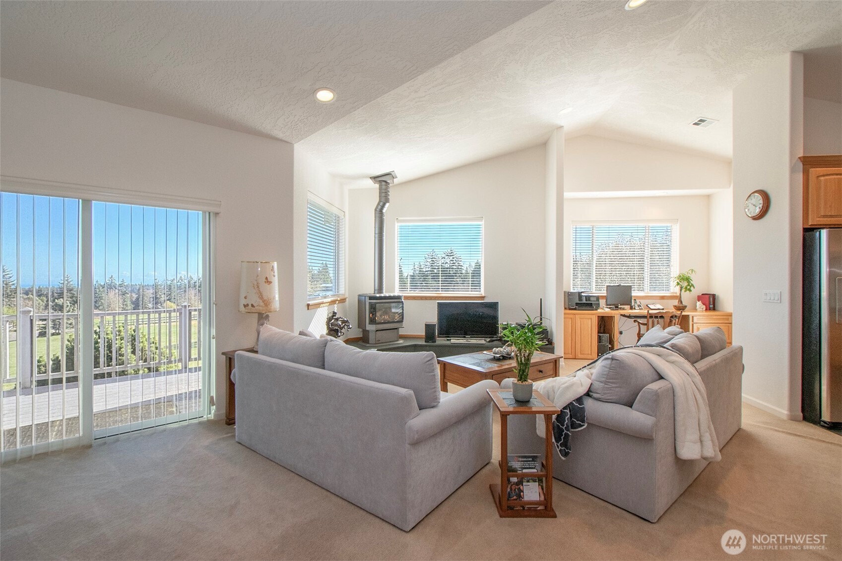 137 Bravo Road , Port Angeles, WA 98362