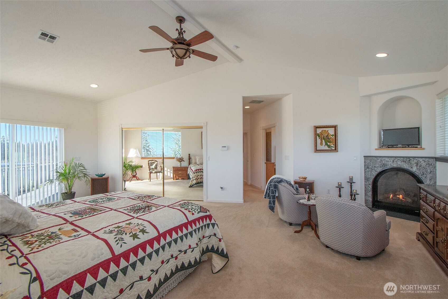 137 Bravo Road , Port Angeles, WA 98362