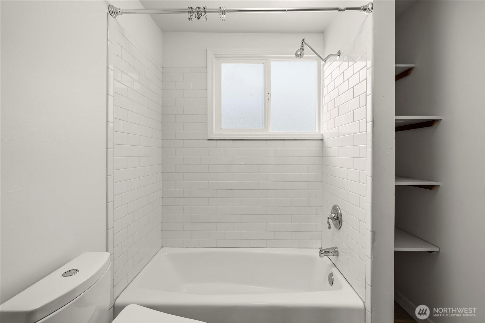 950 86th Street N, Seattle, WA 98103